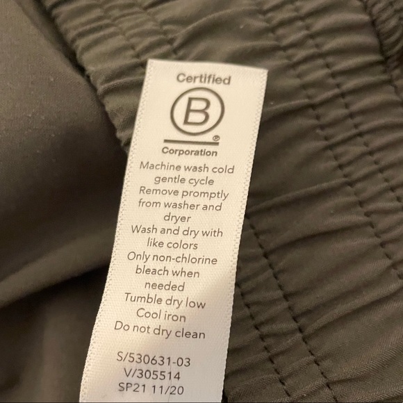 Athleta Brooklyn Jogger - Picture 6 of 8